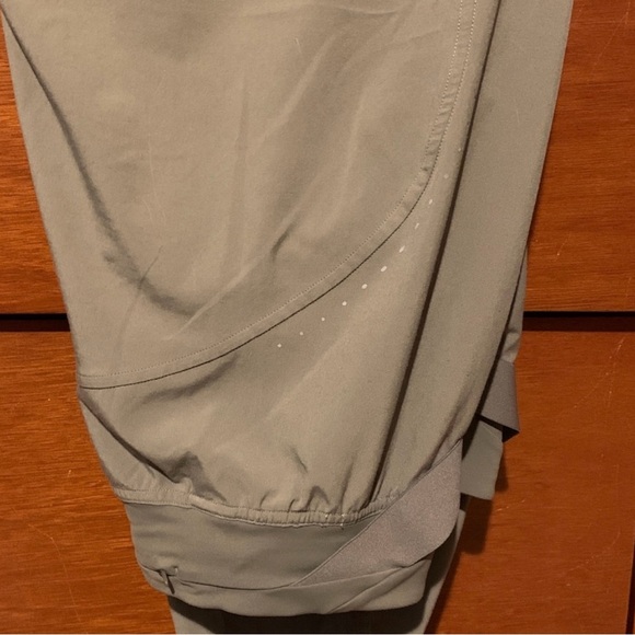 ❌SOLD❌Lululemon Adapted State High Rise Jogger - Picture 8 of 9